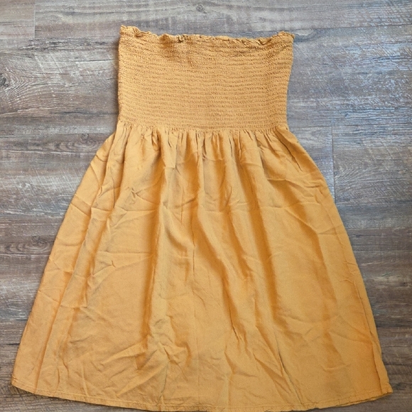 Derek Heart Mustard Yellow Strapless Top Size Medium - Picture 4 of 7